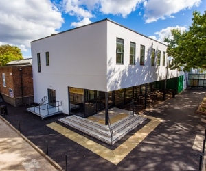 {image:image_alt_text}